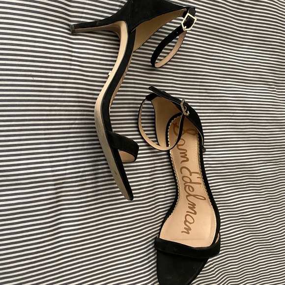 San Edelman Black Heel - Picture 2 of 2